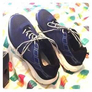 ROYAL BLUE EVERLAST TENNIS SHOES